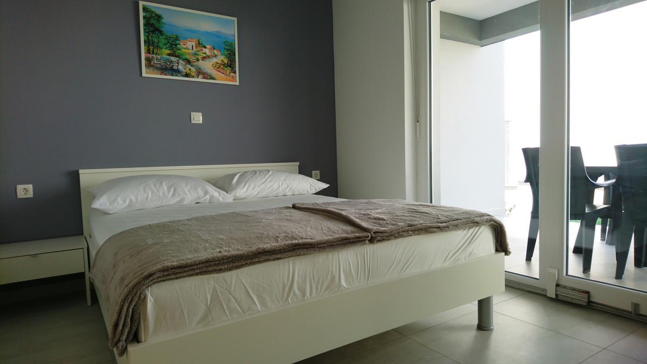 Appartement Colic à Njivice Extérieur photo